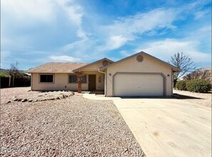 Building Photo - 4150 N Kachina Way