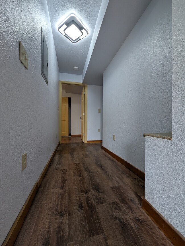 Foto del edificio - 5819 Bayview Ave