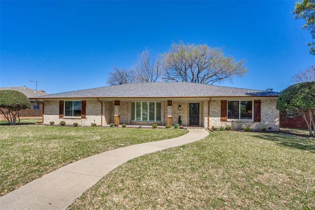 Building Photo - 1621 Westlake Dr