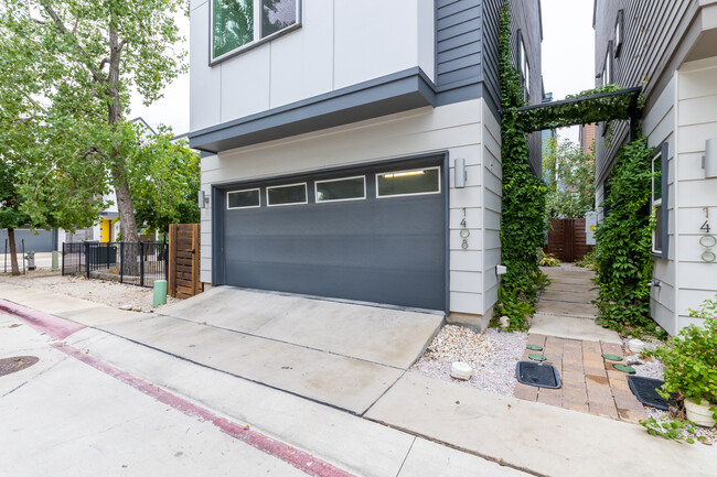 Building Photo - 1408 Hyde St