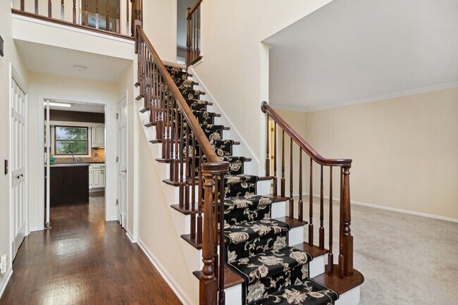 Foto del edificio - 1709 Edgewood Dr