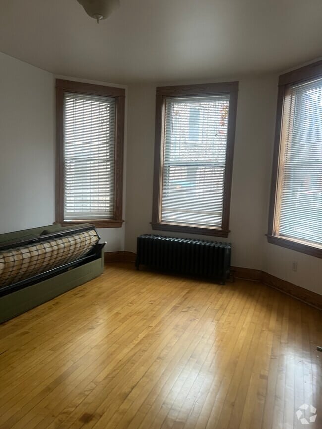 Building Photo - 1714 N Honore St