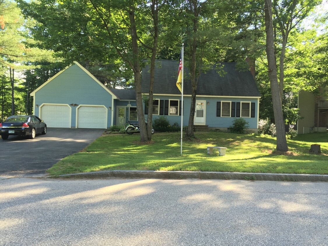 Primary Photo - 15 Gallen Dr