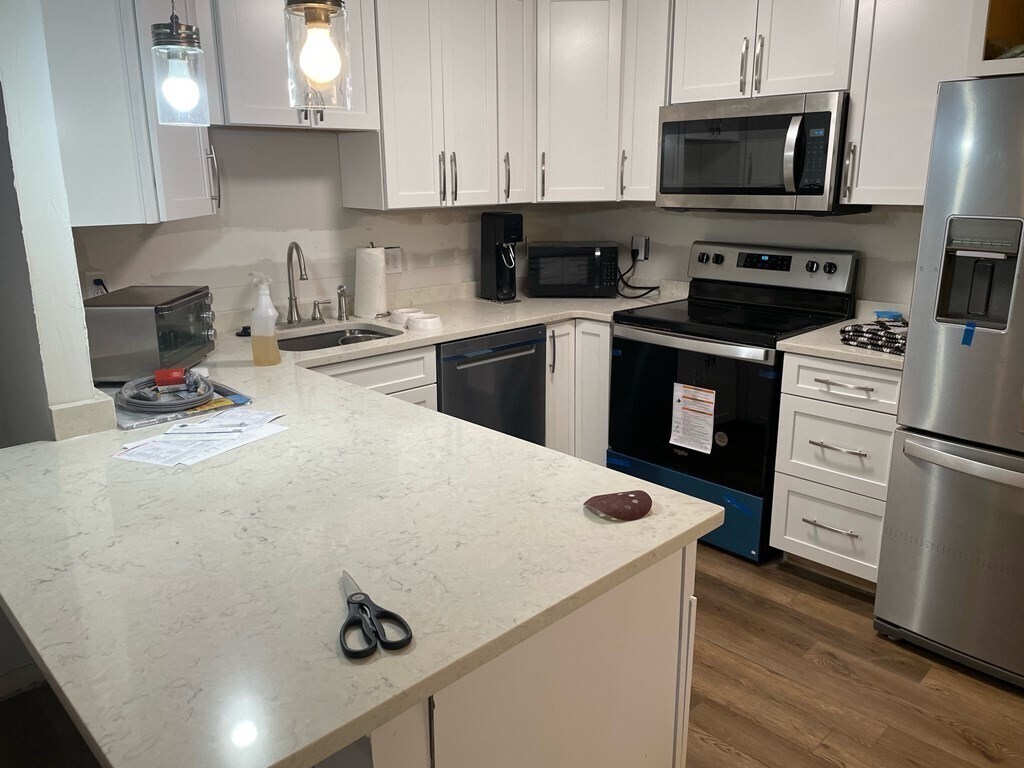 200 Park Terrace Dr Unit 201, Stoneham, MA 02180 Room for Rent in