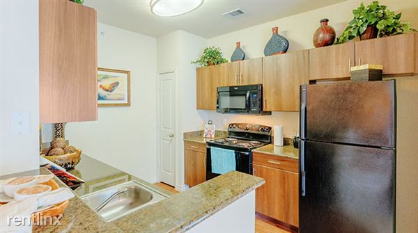 Building Photo - 11585 Alamo Ranch Pky