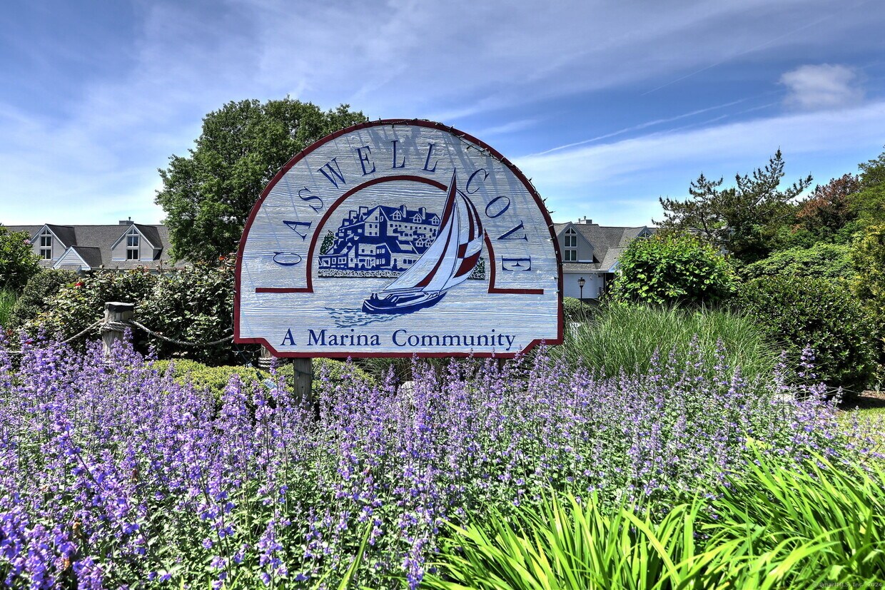 Primary Photo - 1128 Windward Rd