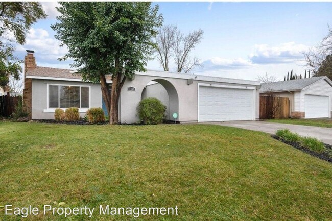 Foto del edificio - 3 br, 2 bath House - 3324 Huntsman Dr