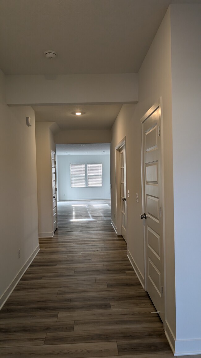 Foto del edificio - 1086 Tansley Ln