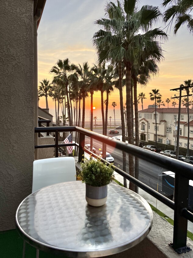 Vista al mar desde un balcón privado - 1200 Pacific Coast Hwy
