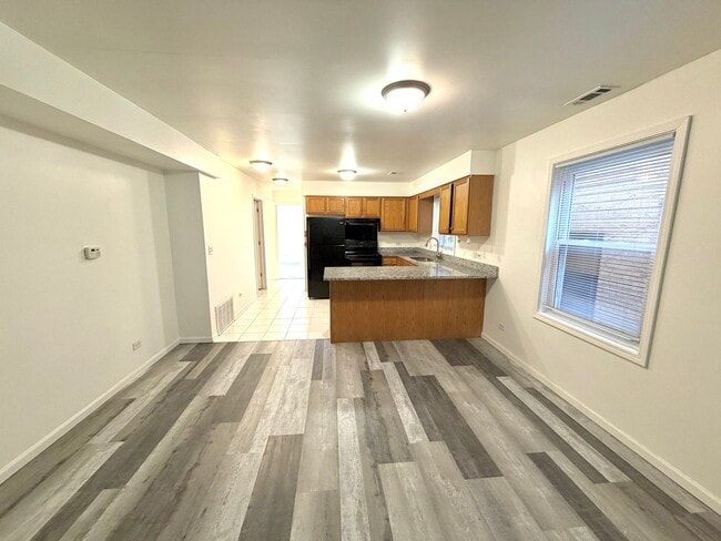 Foto del edificio - 3444 Cuyler Ave