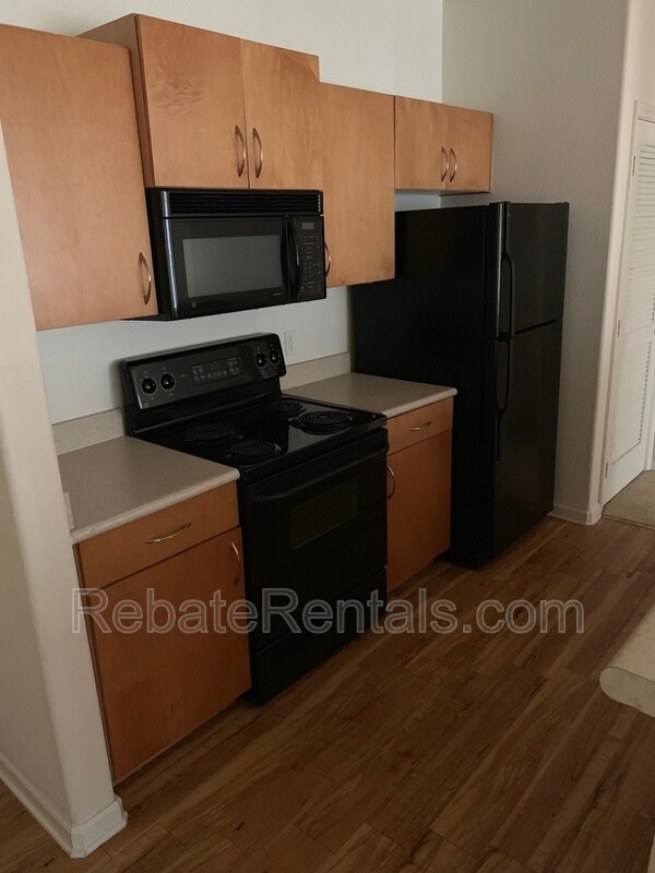 Foto del edificio - 8290 Gate Pkwy W