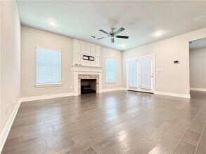 Building Photo - 3786 W Somerville Ln