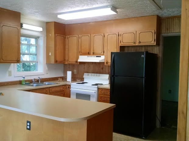 open floor plan! - 427 Sugarloaf Rd