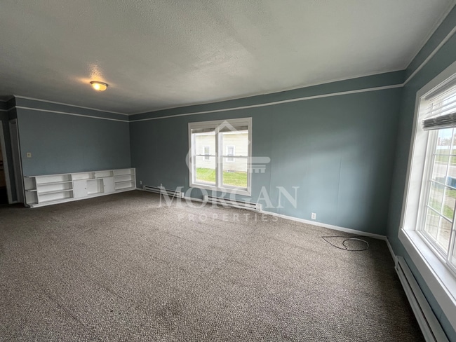 Foto del edificio - 307 S Main St