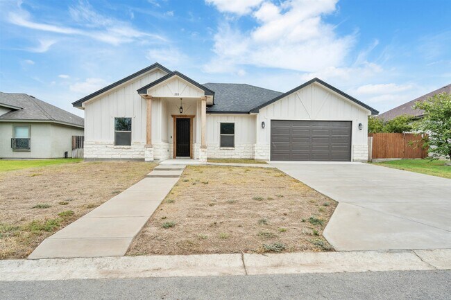 Foto del edificio - 203 Javier Dr