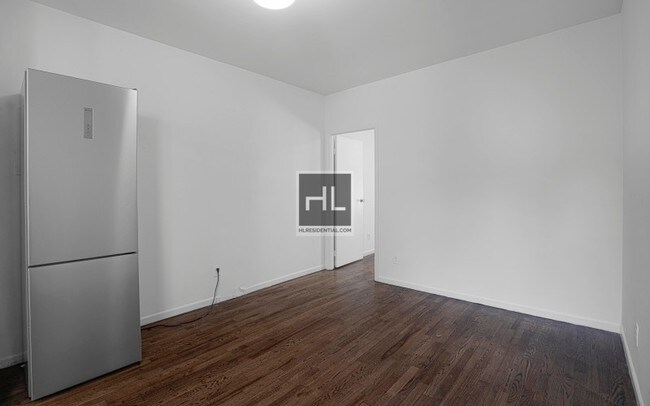 Foto del edificio - 1420-1423 3rd Ave