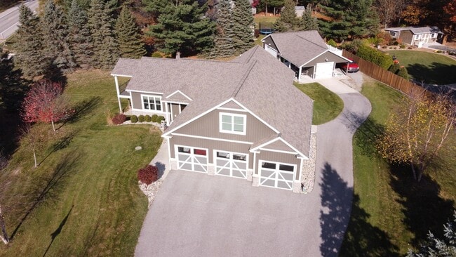 Fantastic lot of nearly an acre - 1398 N Lakeshore Dr