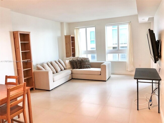 Foto del edificio - 7350 SW 89th St