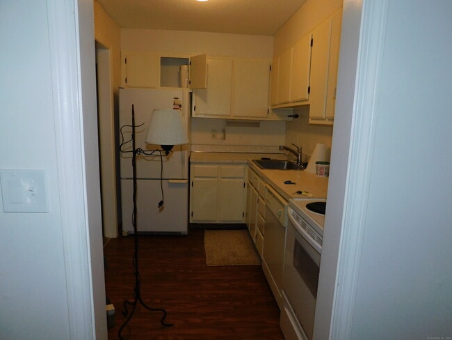 Building Photo - 85 Oxbow Dr