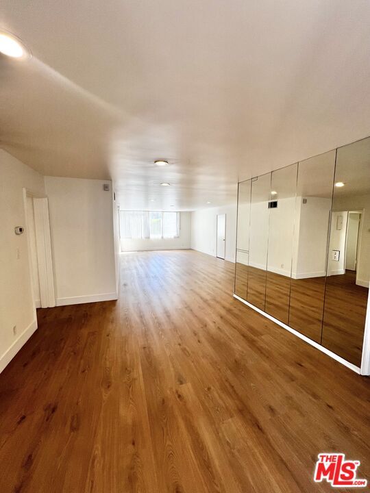 Foto del edificio - 9221 Charleville Blvd