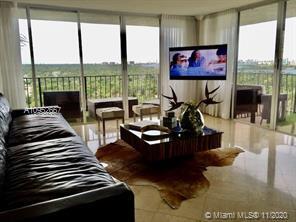 Foto del edificio - 780 NE 69th St