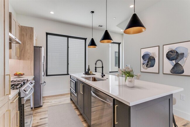 Foto del edificio - 5609 Live Oak St