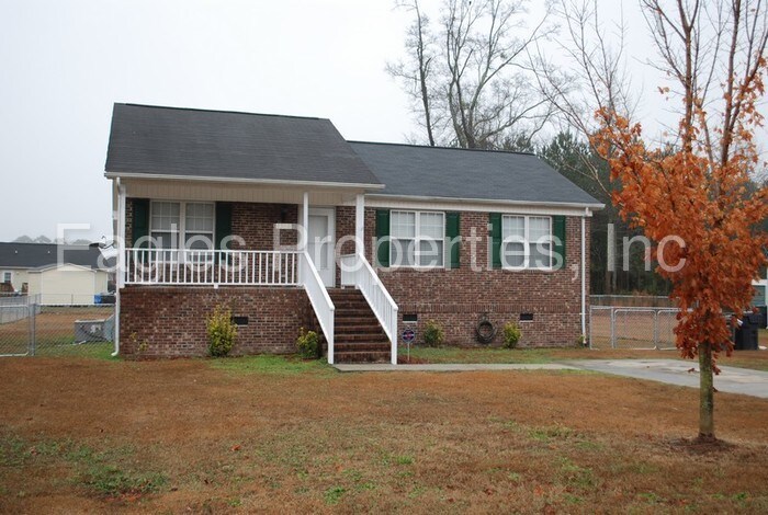 Primary Photo - 1310 Ben Brewington Ct