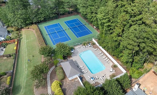 Building Photo - 5528 Bridge Pointe Dr