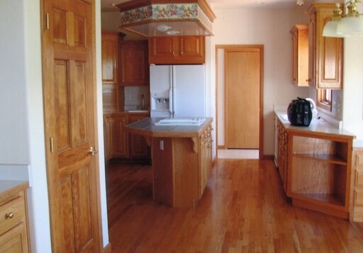 Building Photo - 5520 Wells Fargo Dr