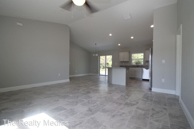 Building Photo - 4 br, 2 bath House - 4850 SW 147th Loop