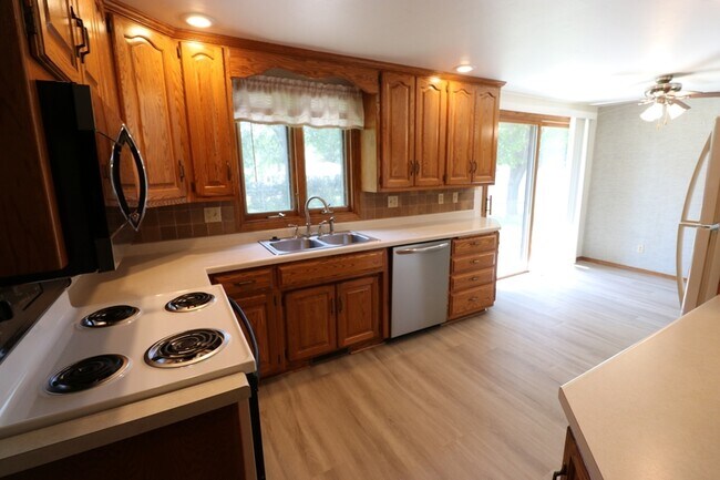 Foto del edificio - 1175 Nova Ln