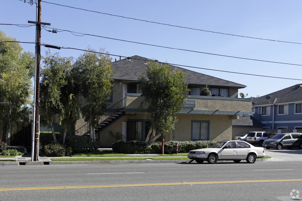 Building Photo - 6082 Western Ave