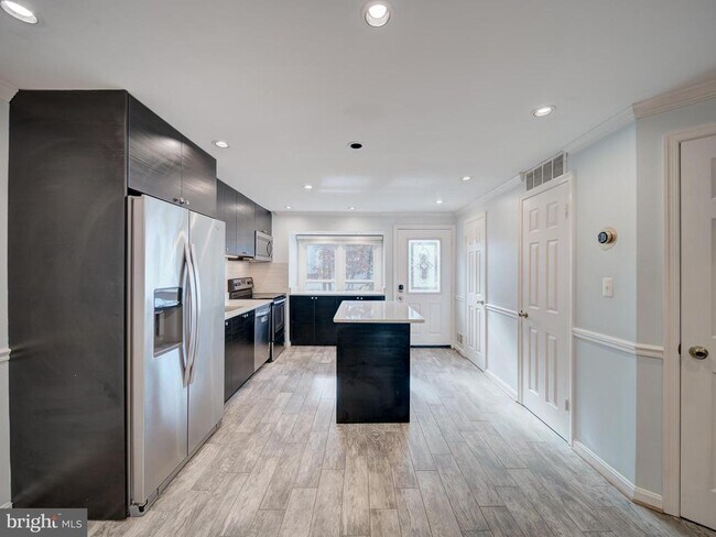 Foto del edificio - 6191 Little Valley Way