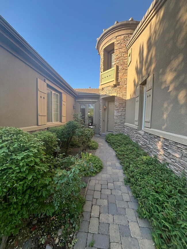 Building Photo - 2670 Fury Ct