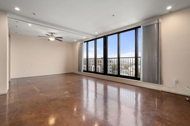 Foto del edificio - 36 A St