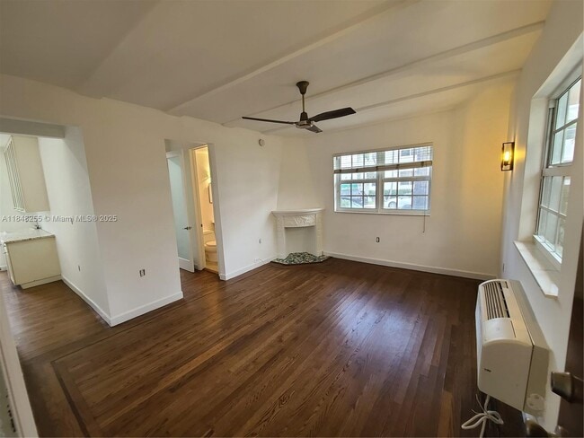 Building Photo - 439 15th St