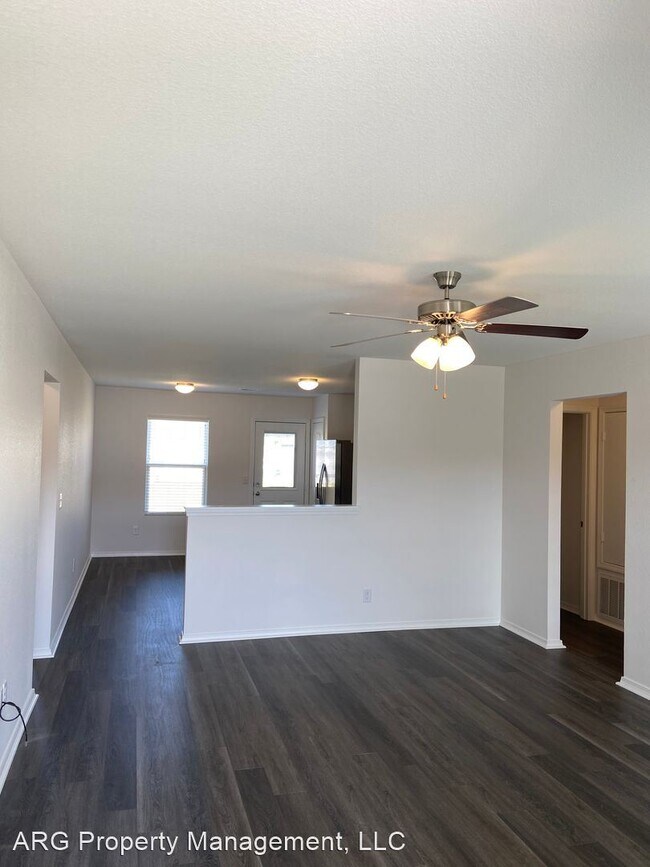 Foto del edificio - 3 br, 2 bath House - 10413 Brandi Kaye Drive
