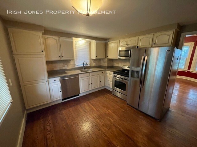 Building Photo - 65 Ardmore Pl