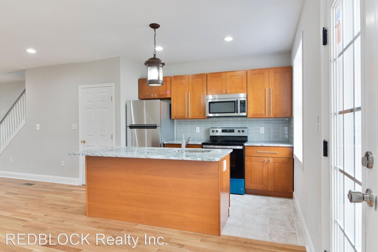 Primary Photo - 3 br, 2 bath House - 6345 Kingsessing Ave
