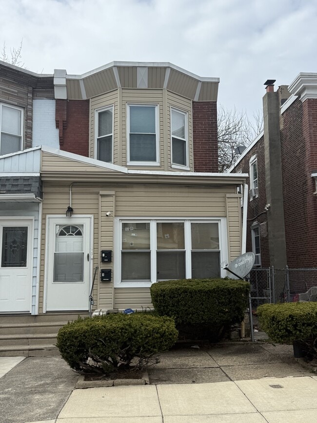 Building Photo - 5734 Vandike St