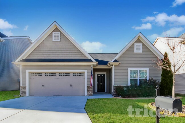 Building Photo - 109 Claystone Dr