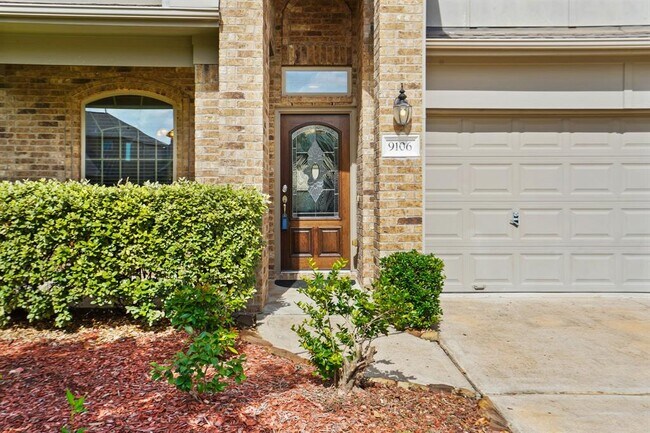 Building Photo - 9106 Basin Ridge Ln