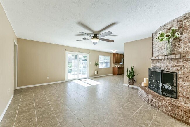 Foto del edificio - 1518 Neptune Ln