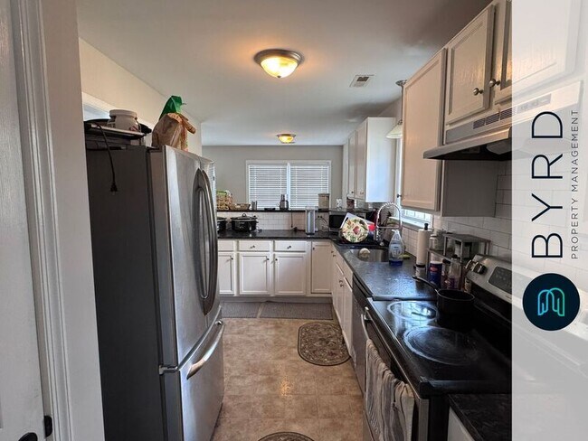 Foto del edificio - 115 E 14th St