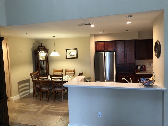 Building Photo - 2801 Chancellorsville Dr