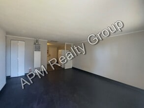 Building Photo - 3057d Beaumont Ave