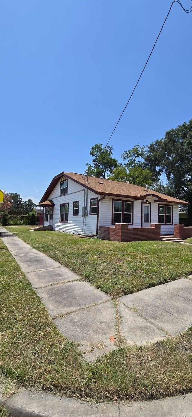 Building Photo - 417 E Jack Ave