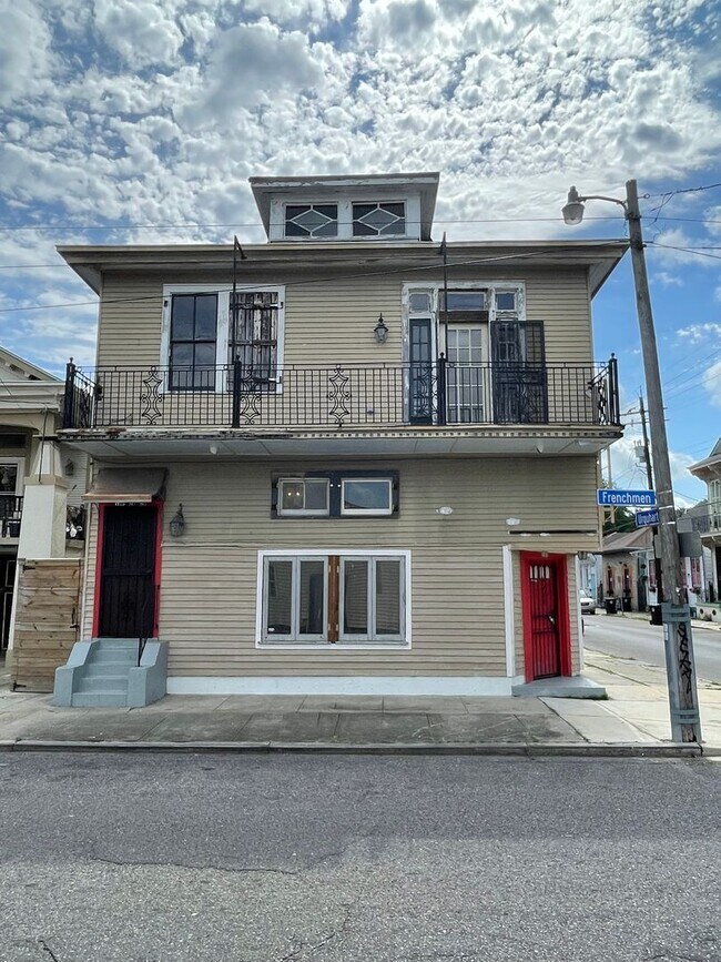 Foto del edificio - 2103 Urquhart St