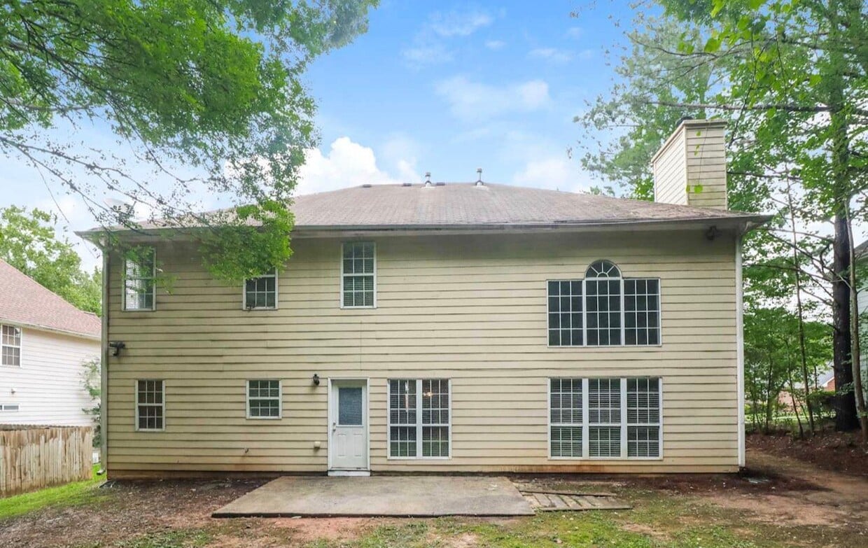 Building Photo - 3740 Cranford Dr SW