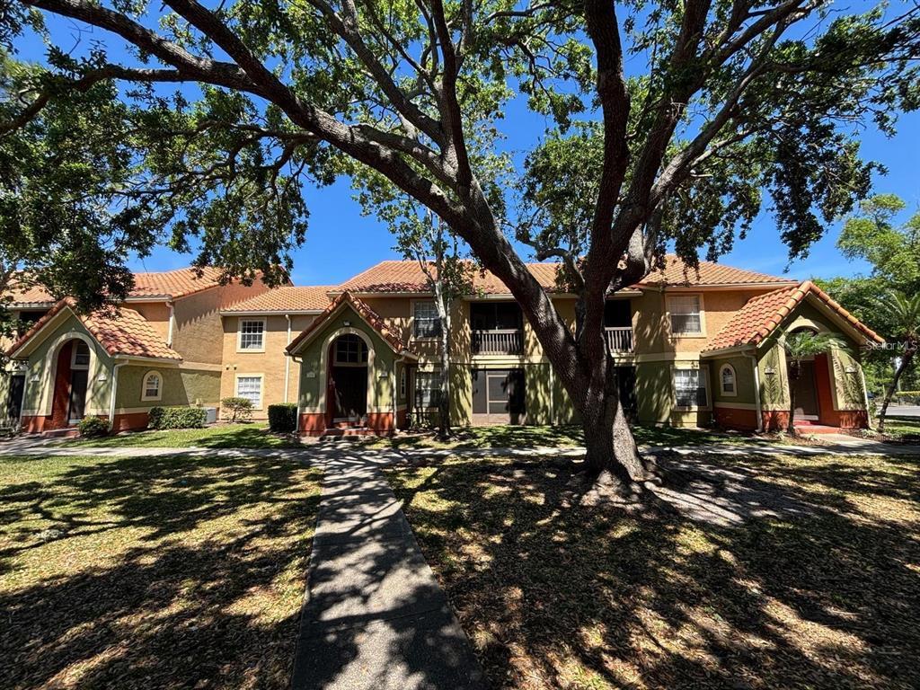 Primary Photo - 433 Fountainhead Cir